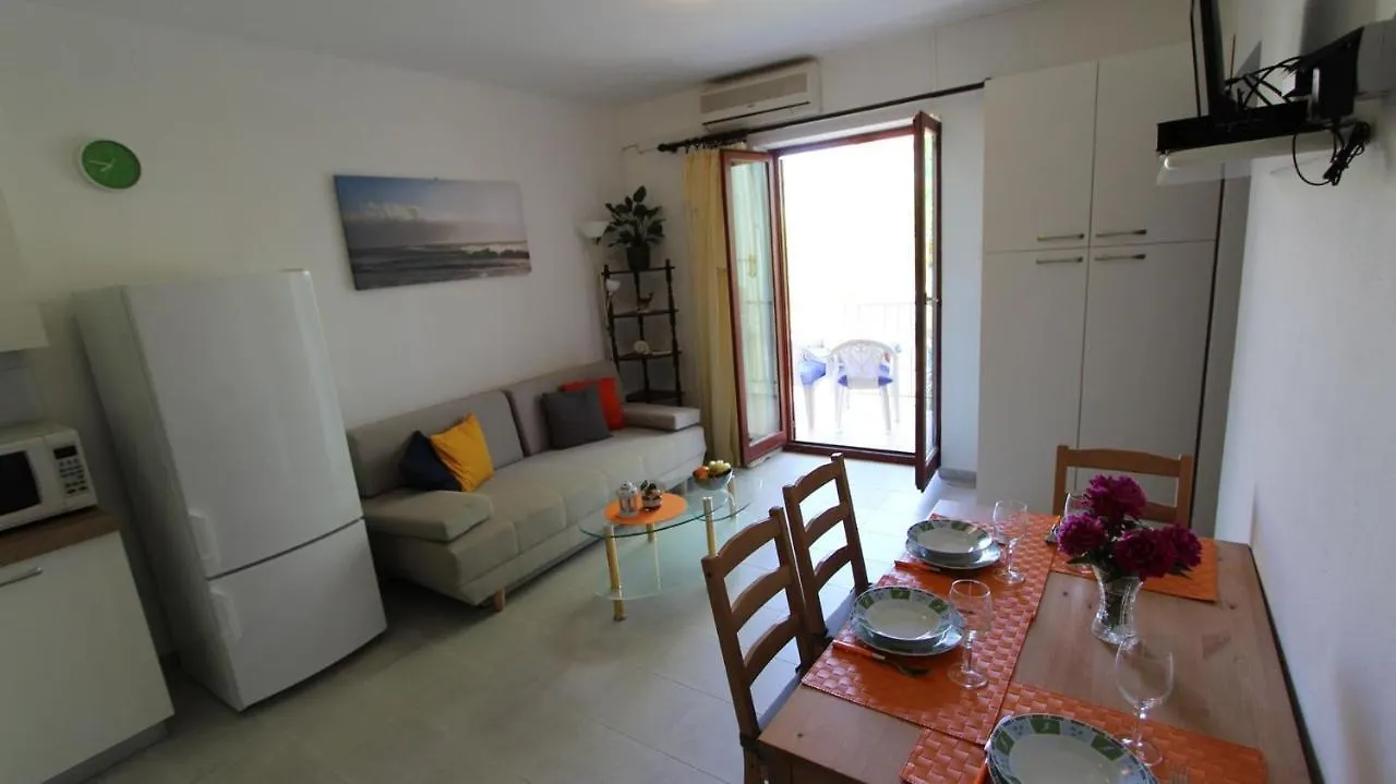 Apartment Bonino Malinska